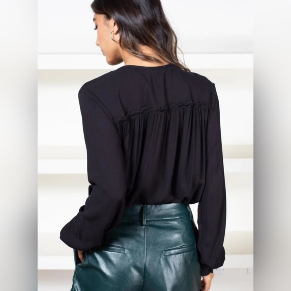 NWT Bobi Los Angeles Split Neck Long Sleeve Blouse Top - Picture 3 of 10